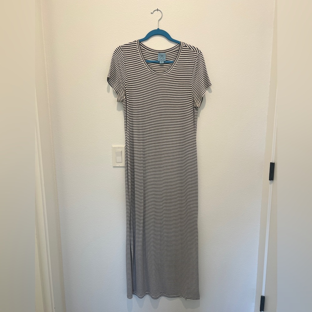 Women’s Striped Maxi Dress
